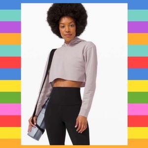 🎉HPx3🎉 Lululemon all yours cropped hoodie.